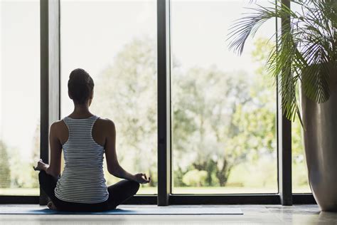 Evde Yoga ve Meditasyon Yaparken Dikkat Edilmesi Gerekenler